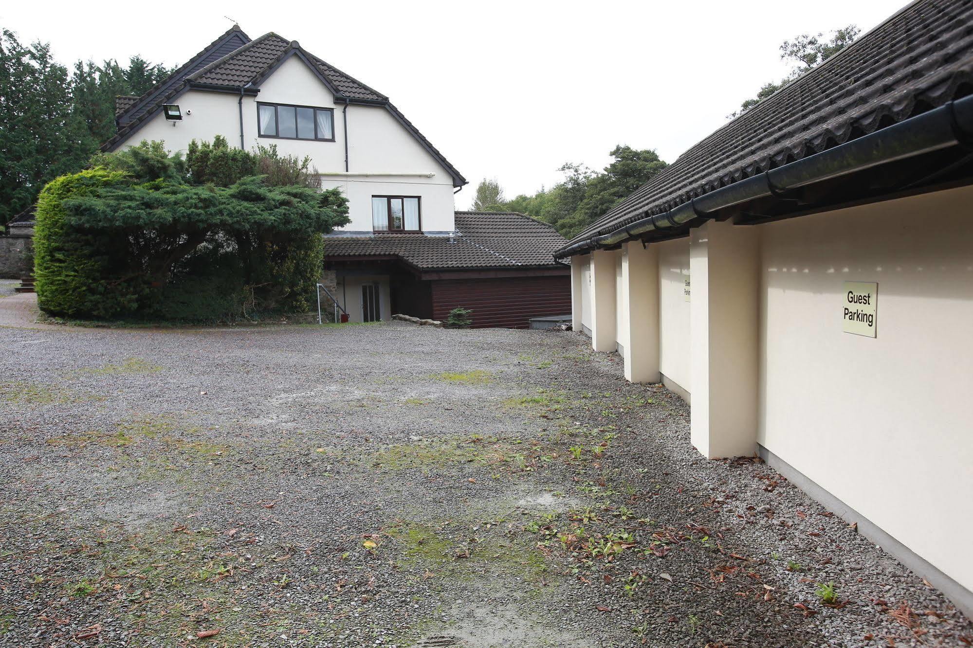 Ewenny Farm Guest House Bridgend  Exterior photo